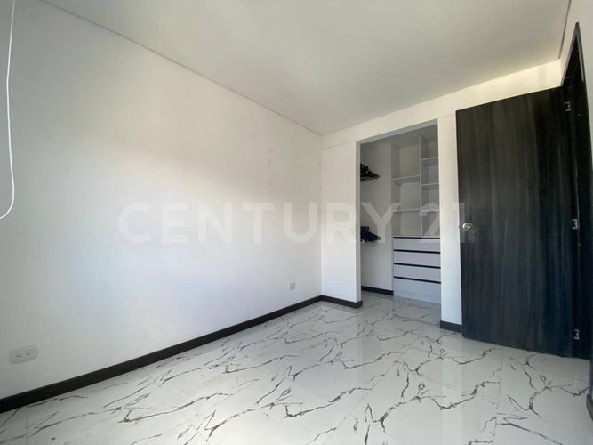Apartamento de 1 alcoba en venta en Nariño Sur, Bogotá, 33 m² · foto 4 de 9