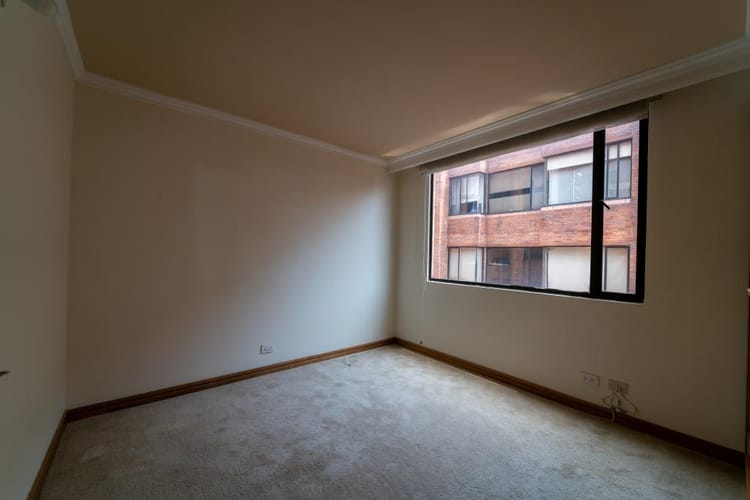 Apartamento de 3 alcobas en venta en Chico Norte, Bogotá, 141 m² · foto 7 de 12