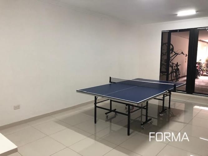 Apartamento de 3 alcobas en venta en Chico Norte, Bogotá, 141 m² · foto 11 de 12