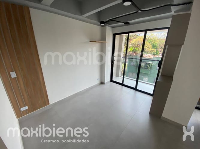 Apartaestudio en arriendo en Manrique Central, Medellín, 35 m² · foto 2 de 10
