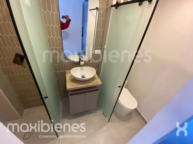 Apartaestudio en arriendo en Manrique Central, Medellín, 35 m² · foto 8 de 10