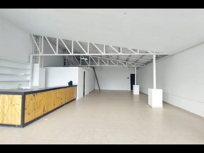 Local en arriendo en Urbanizacion El Eden De La Victoria, Armenia, 137 m² · foto 8 de 8