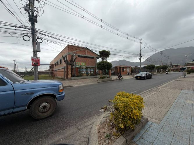 Lote en venta en Cota, 2300 m² · foto 10 de 11