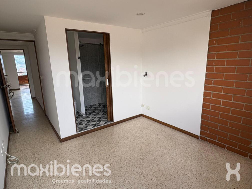 Apartamento en arriendo en La Castellana, Medellín · foto 8 de 15