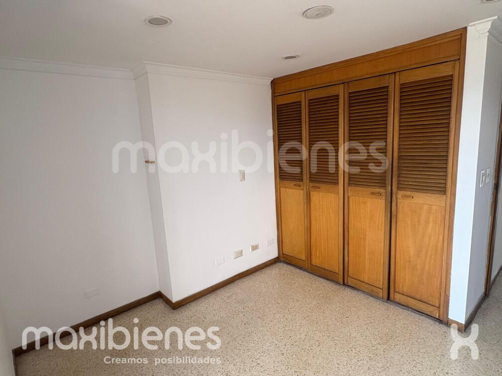 Apartamento en arriendo en La Castellana, Medellín · foto 11 de 15
