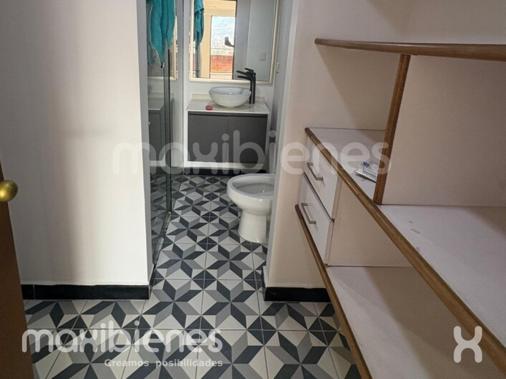 Apartamento en arriendo en La Castellana, Medellín · foto 12 de 15