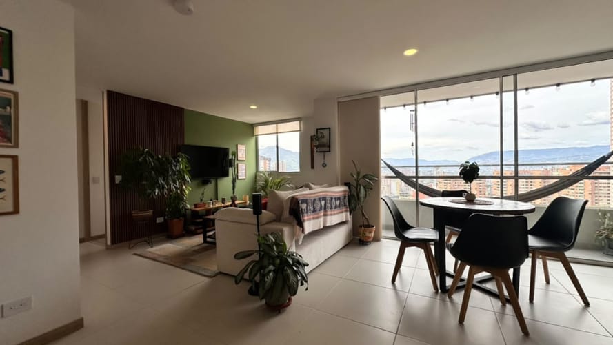 Apartamento de 2 alcobas en arriendo en La Doctora, Sabaneta, 76 m² · foto 3 de 15