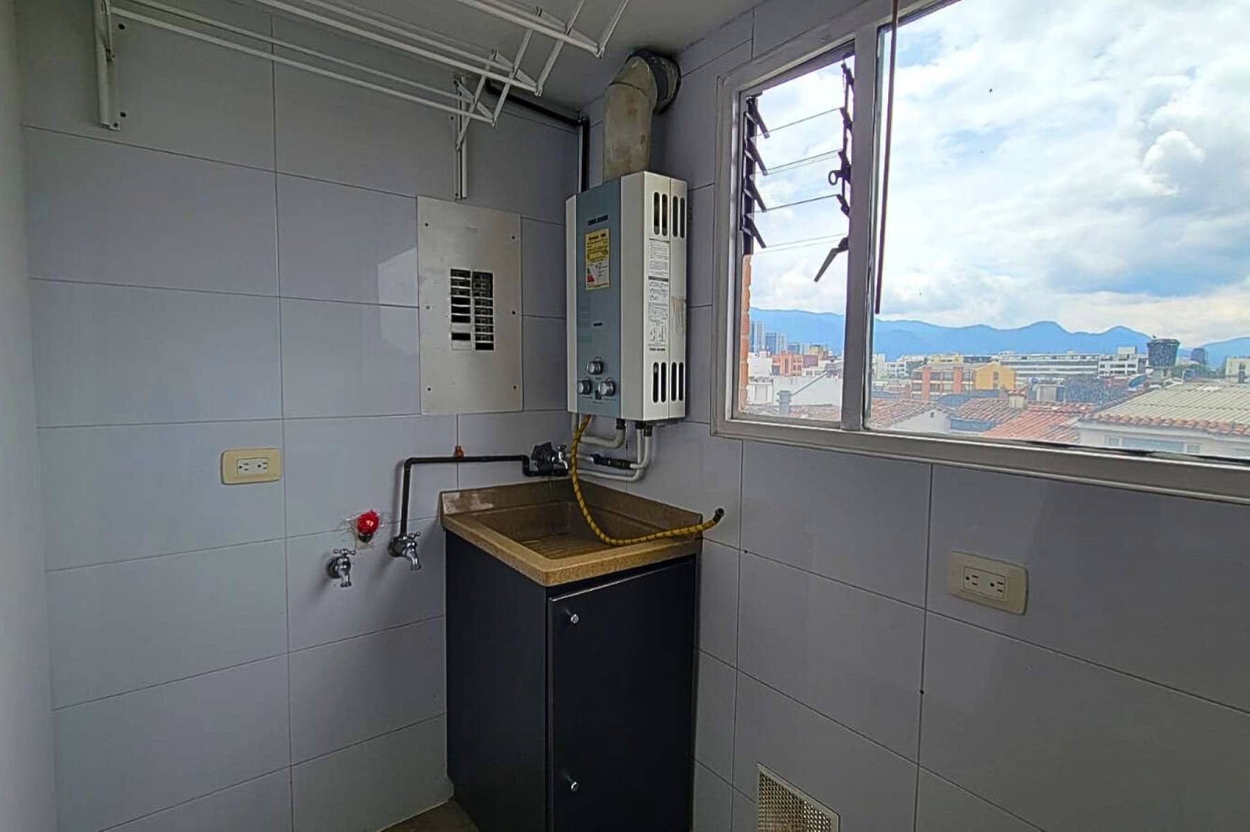 Apartamento en venta en Alhambra, Bogotá · foto 6 de 19