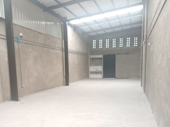 Bodega en arriendo en Barrio Nuevo, Palmira, 180 m² · foto 4 de 11