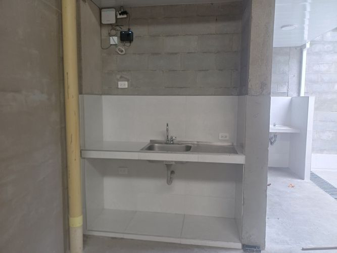 Bodega en arriendo en Barrio Nuevo, Palmira, 180 m² · foto 5 de 11