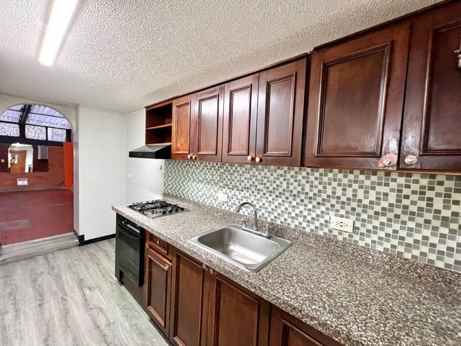 Apartamento de 5 alcobas en arriendo en San Cipriano, Bogotá, 150 m² · foto 2 de 20