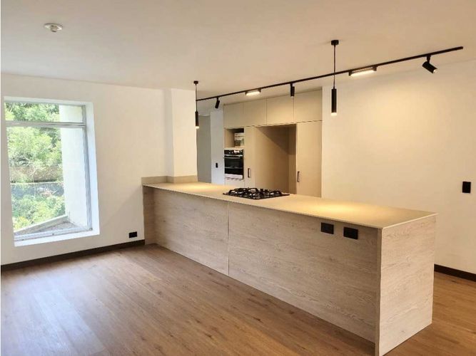 Apartamento en venta en El Poblado, Medellín · foto 5 de 16