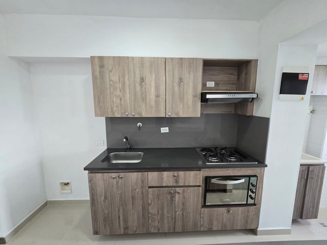 Apartamento de 3 alcobas en venta en Las Lomitas, Sabaneta, 77 m² · foto 8 de 24