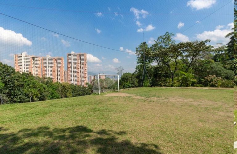 Apartamento de 3 alcobas en venta en Las Lomitas, Sabaneta, 77 m² · foto 22 de 24