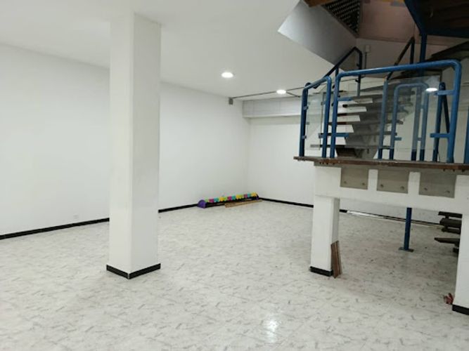 Local en arriendo en El Chagualo, Medellín, 150 m² · foto 4 de 10
