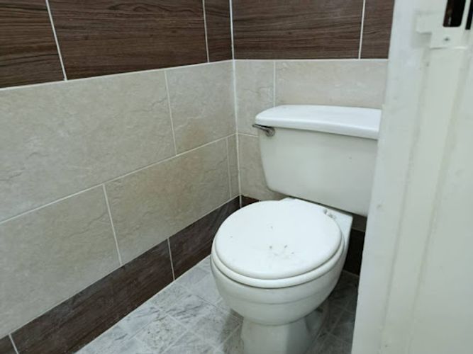 Local en arriendo en El Chagualo, Medellín, 150 m² · foto 9 de 10