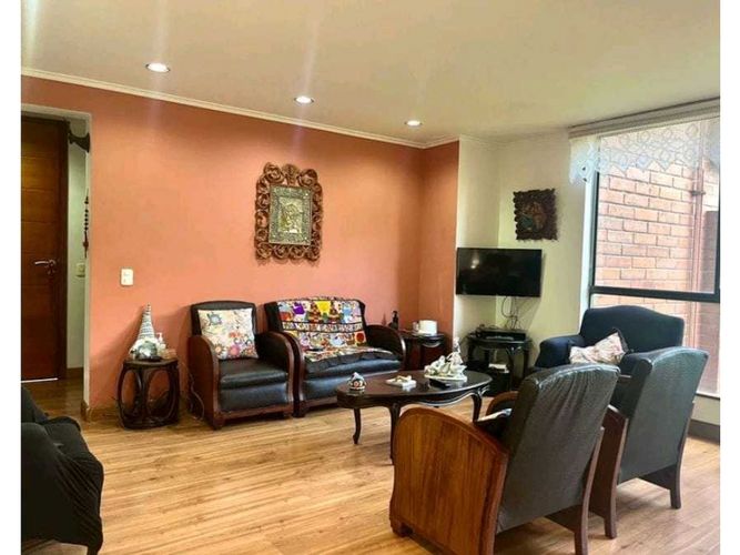 Apartamento de 2 alcobas en venta en El Poblado, Medellín, 128 m² · foto 3 de 10