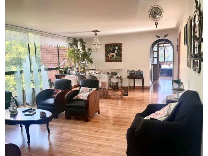 Apartamento de 2 alcobas en venta en El Poblado, Medellín, 128 m² · foto 4 de 10