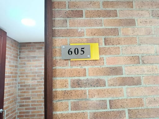Oficina en arriendo en Loma De San Julian, Medellín, 64 m² · foto 8 de 8