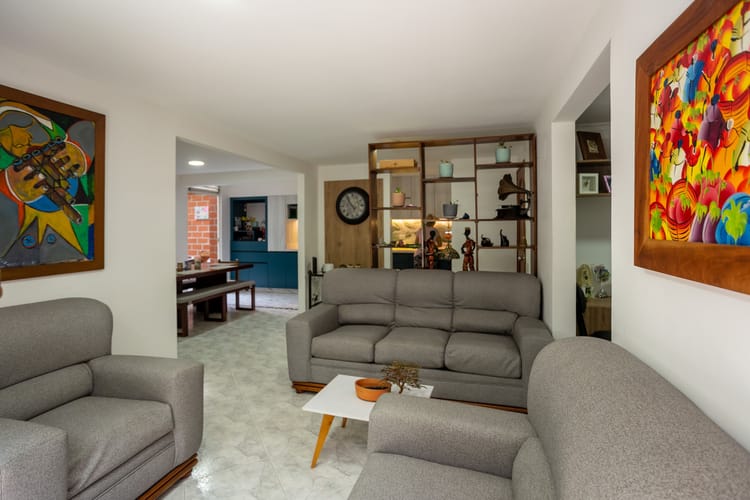 Apartamento de 3 alcobas en venta en El Diamante 2, Medellín, 88 m² · foto 2 de 20