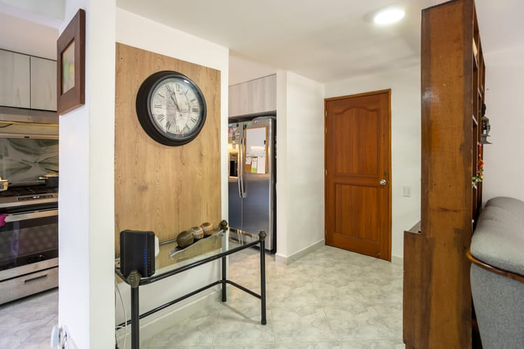 Apartamento de 3 alcobas en venta en El Diamante 2, Medellín, 88 m² · foto 9 de 20