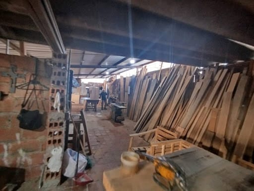 Bodega en arriendo en Perpetuo Socorro, Medellín, 280 m² · foto 2 de 7