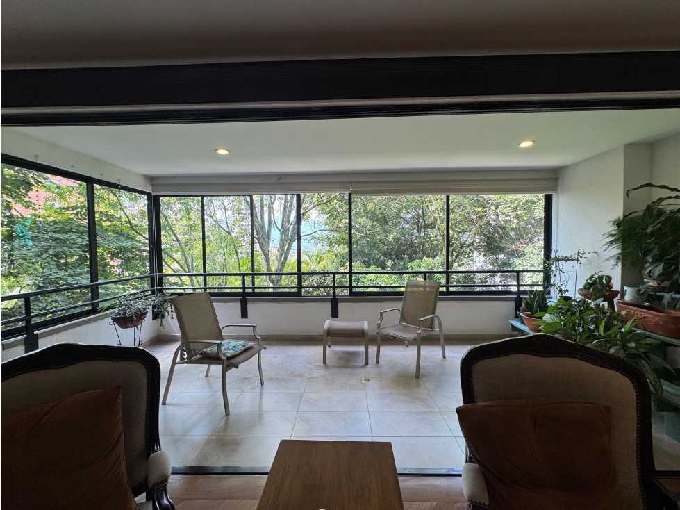 Apartamento en venta en El Poblado, Medellín · foto 3 de 16