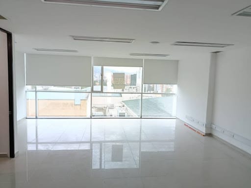 Oficina en arriendo en Milla De Oro, Medellín, 47 m² · foto 2 de 8