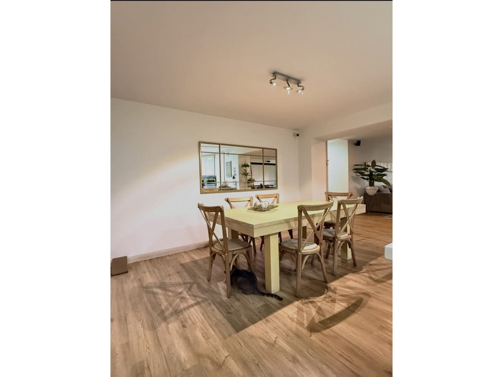 Apartamento en venta en El Poblado, Medellín · foto 3 de 21