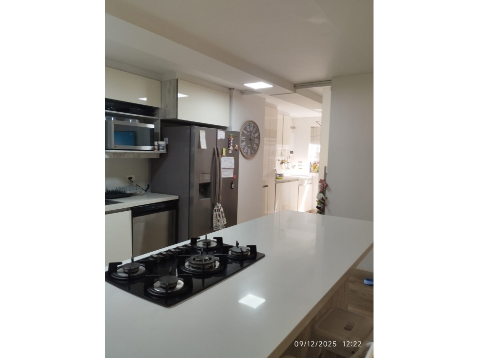 Apartamento en venta en El Poblado, Medellín · foto 9 de 21