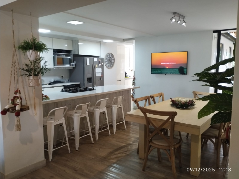 Apartamento en venta en El Poblado, Medellín · foto 17 de 21