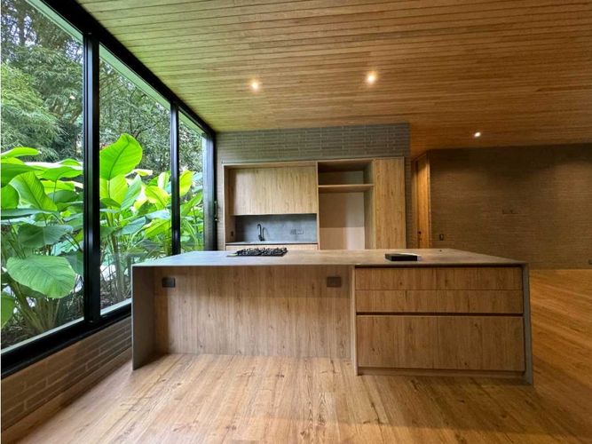 Apartamento en venta en El Poblado, Medellín · foto 6 de 18