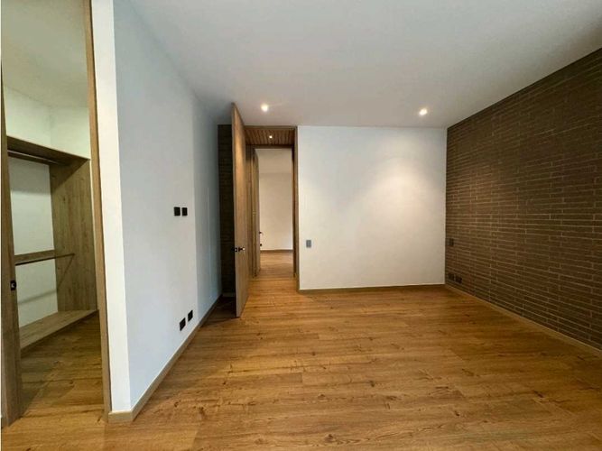 Apartamento en venta en El Poblado, Medellín · foto 15 de 18