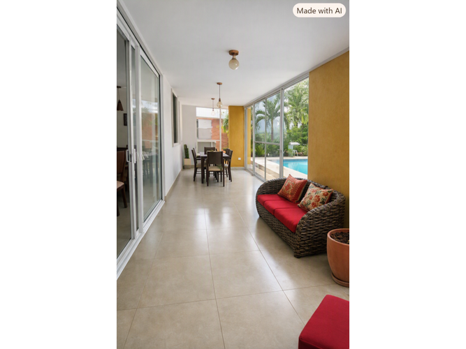 Casa de 4 alcobas en venta en El Castillo, Jamundí, 240 m² · foto 6 de 16