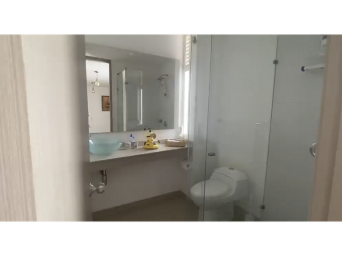 Casa de 4 alcobas en venta en El Castillo, Jamundí, 240 m² · foto 10 de 16