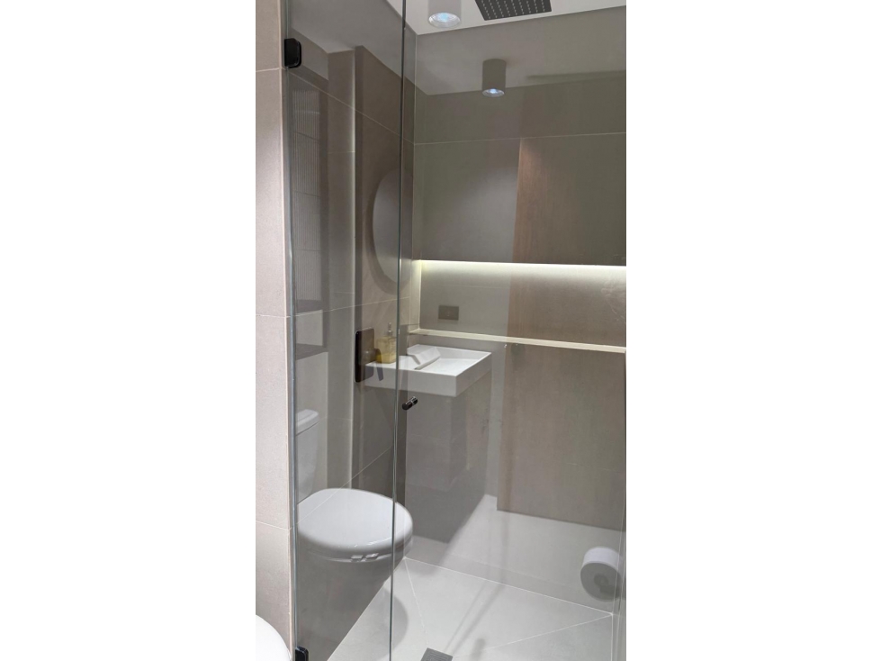 Apartaestudio en arriendo en Ciudad Salitre Oriental, Bogotá · foto 8 de 10
