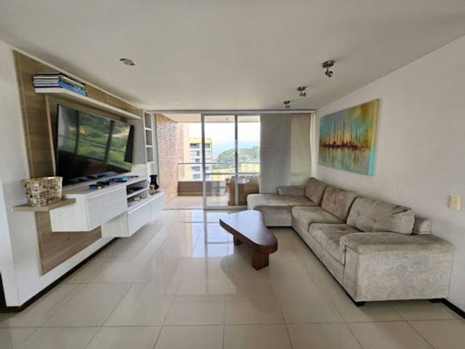 Apartamento de 3 alcobas en arriendo en Vía Las Palmas, Medellín, 135 m² · foto 4 de 24
