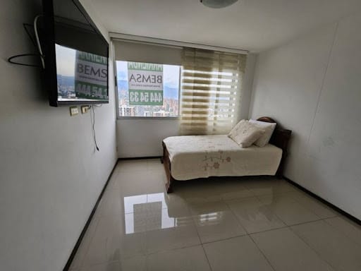 Apartamento de 3 alcobas en arriendo en Vía Las Palmas, Medellín, 135 m² · foto 13 de 24