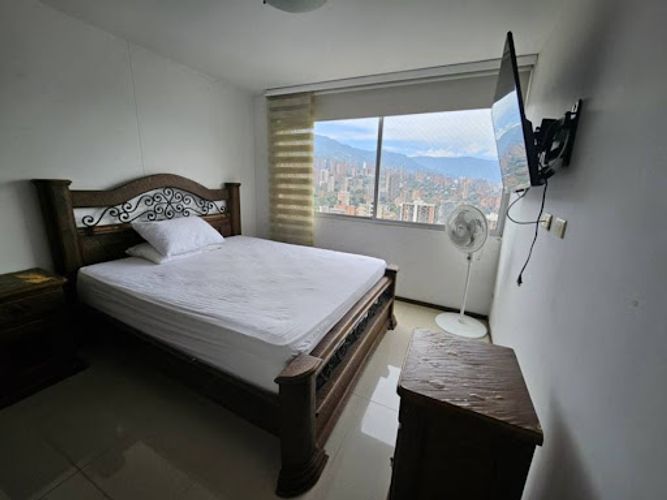 Apartamento de 3 alcobas en arriendo en Vía Las Palmas, Medellín, 135 m² · foto 14 de 24