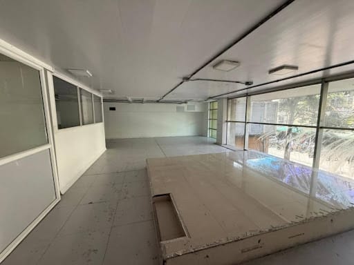 Local en arriendo en Belén, Medellín, 460 m² · foto 2 de 11