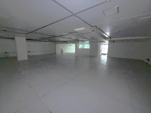 Local en arriendo en Belén, Medellín, 460 m² · foto 10 de 11