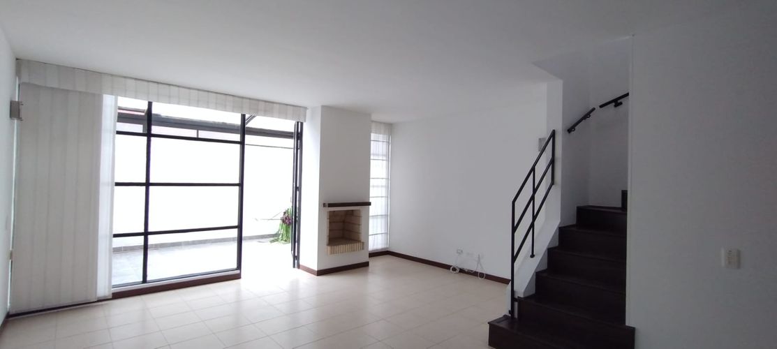 Casa en venta en El Cairo, Chía · foto 3 de 17