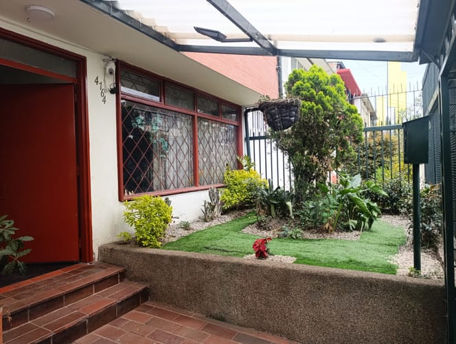 Casa de 4 alcobas en venta en La Soledad, Bogotá, 191 m² · foto 2 de 19