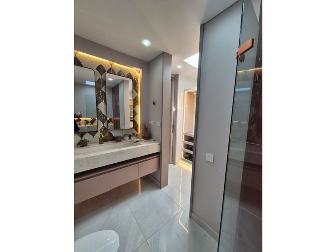 Casa de 4 alcobas en venta en El Castillo, Jamundí, 320 m² · foto 7 de 24