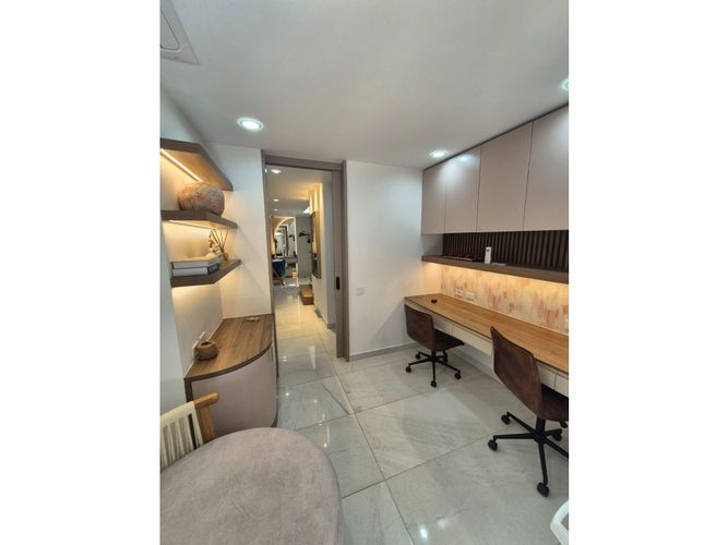 Casa de 4 alcobas en venta en El Castillo, Jamundí, 320 m² · foto 18 de 24