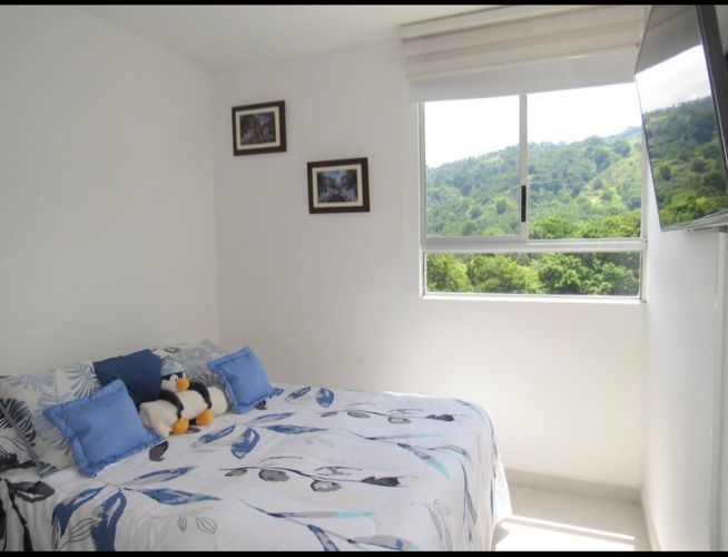 Apartamento de 3 alcobas en venta en Menzuly, Floridablanca, 94 m² · foto 9 de 20