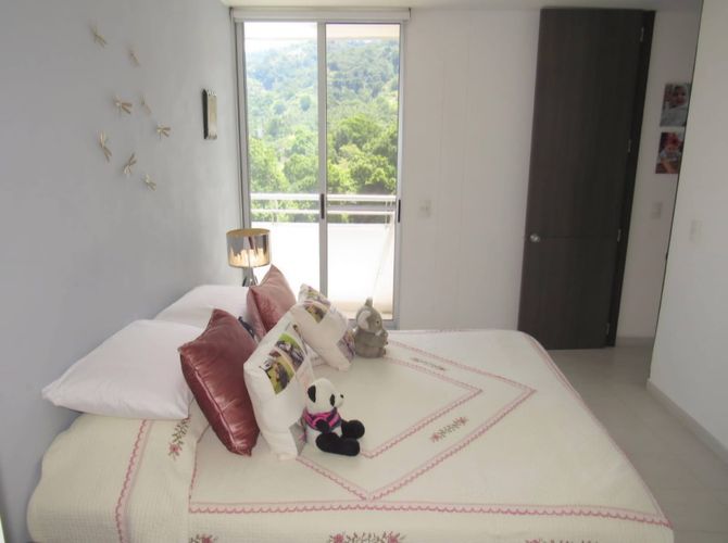 Apartamento de 3 alcobas en venta en Menzuly, Floridablanca, 94 m² · foto 12 de 20