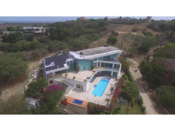 Casa de 3 alcobas en venta en Lagos Del Caujaral, Atlántico, 700 m² · foto 8 de 11