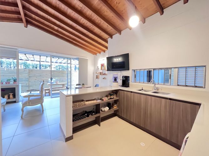 Casa de 2 alcobas en venta en Santa Elena, El Retiro, 200 m² · foto 5 de 18