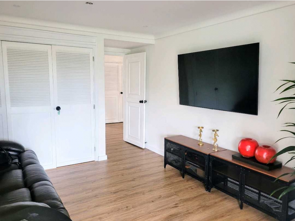 Apartamento en venta en El Poblado, Medellín · foto 10 de 17